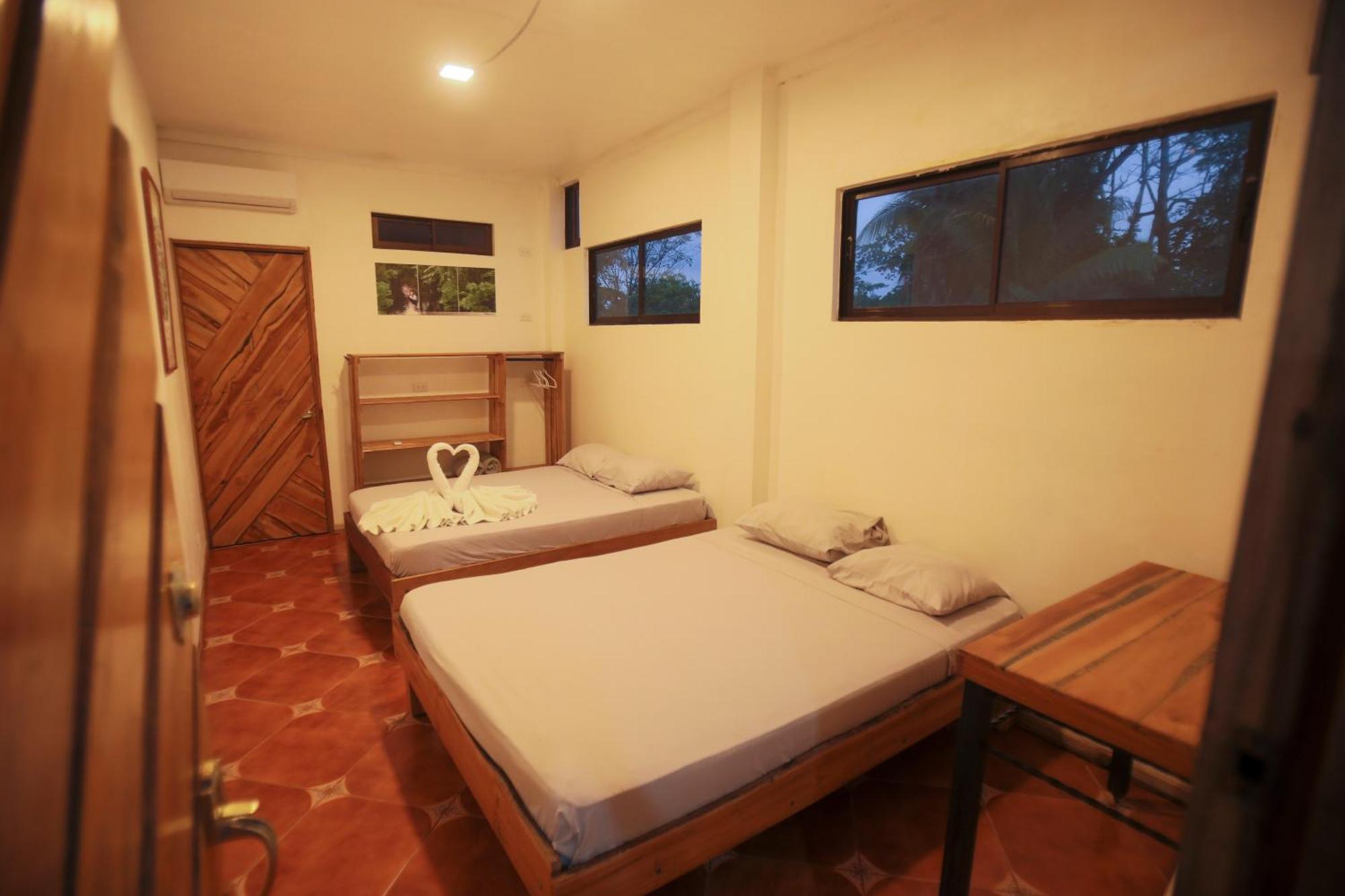 Hotel Pura Natura Beachfront 托尔图格罗 外观 照片